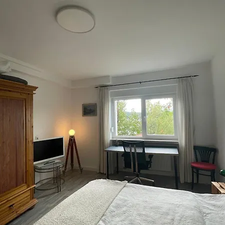 Apartment Sehr Schöne Neu Renovierte Spechthöhle Wehrheim