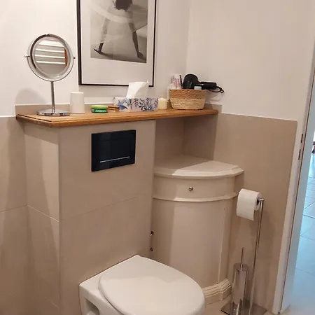 Sehr Schöne Neu Renovierte Spechthöhle Wehrheim